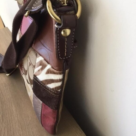 COACH Signature Patchwork Multicolor Canvas Leather Suede Shoulder Bag Crossbody - Picture 9 of 11